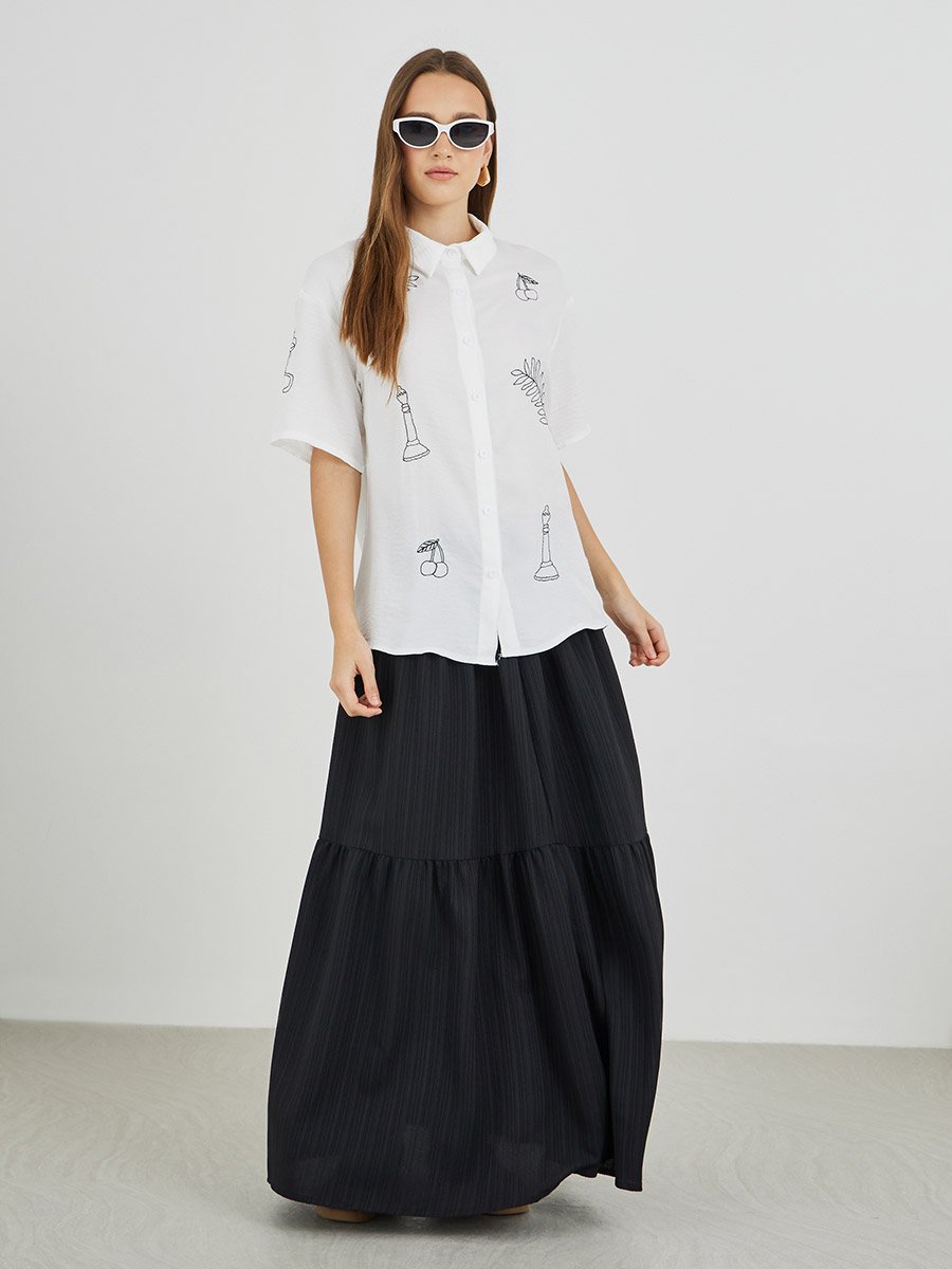 Embroidered Short Sleeve Spread Collar Shirt