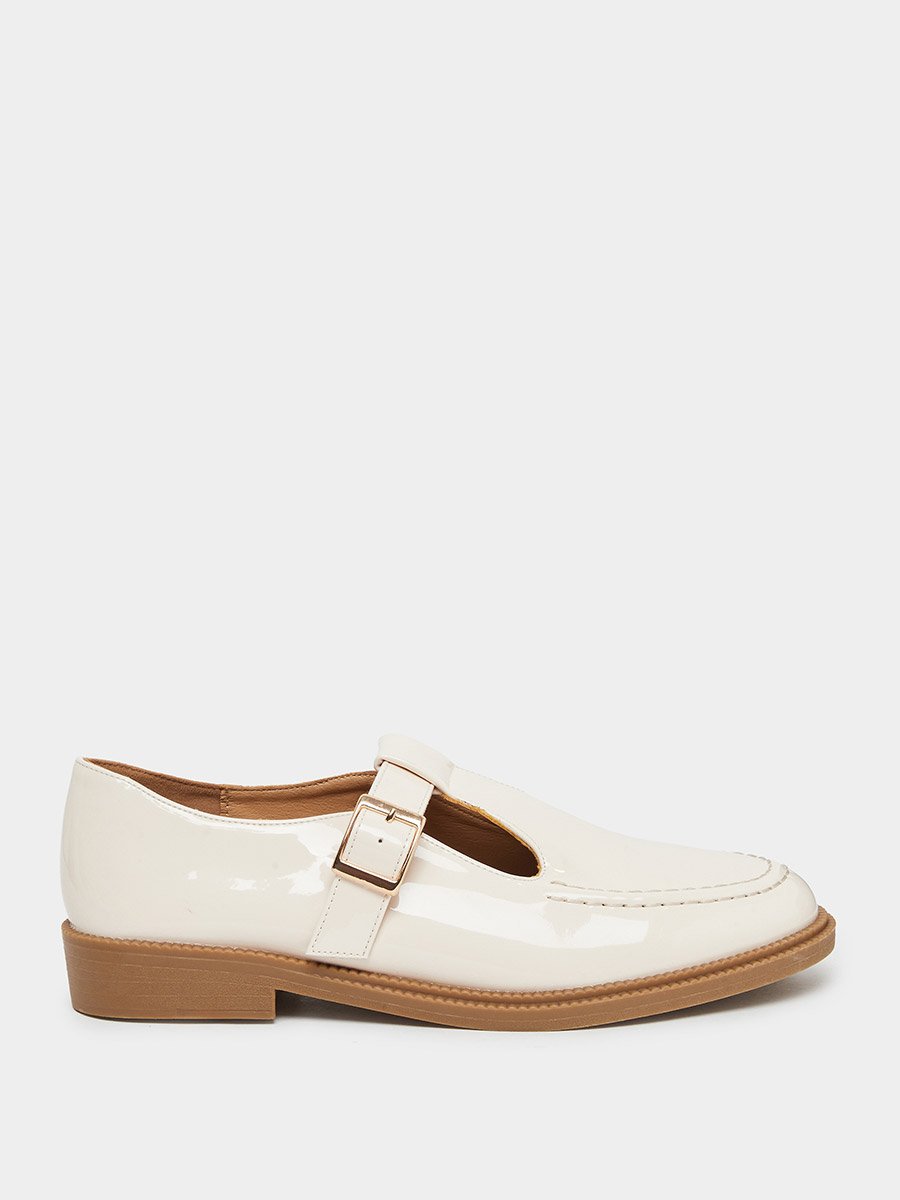 Women Beige Patent Mary Jane Shoes
