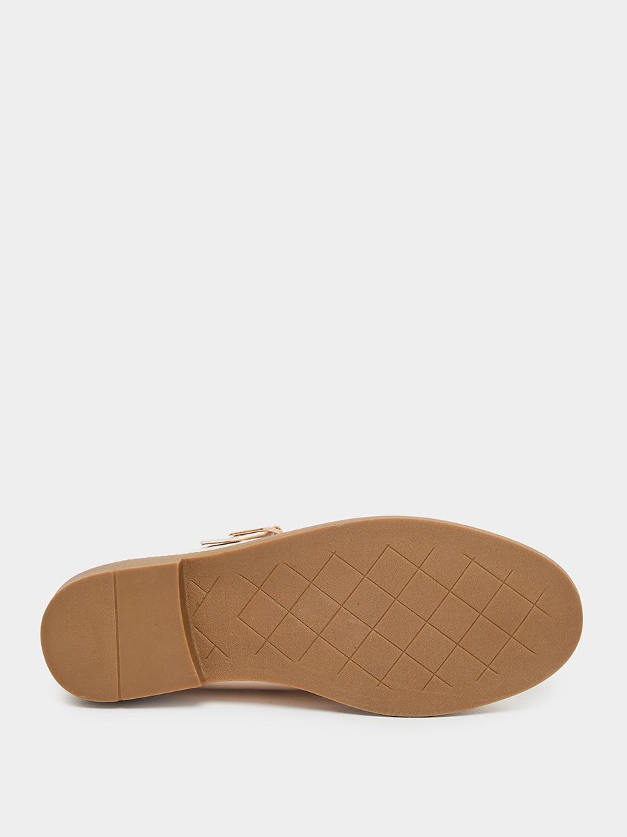 Women Beige Patent Mary Jane Shoes