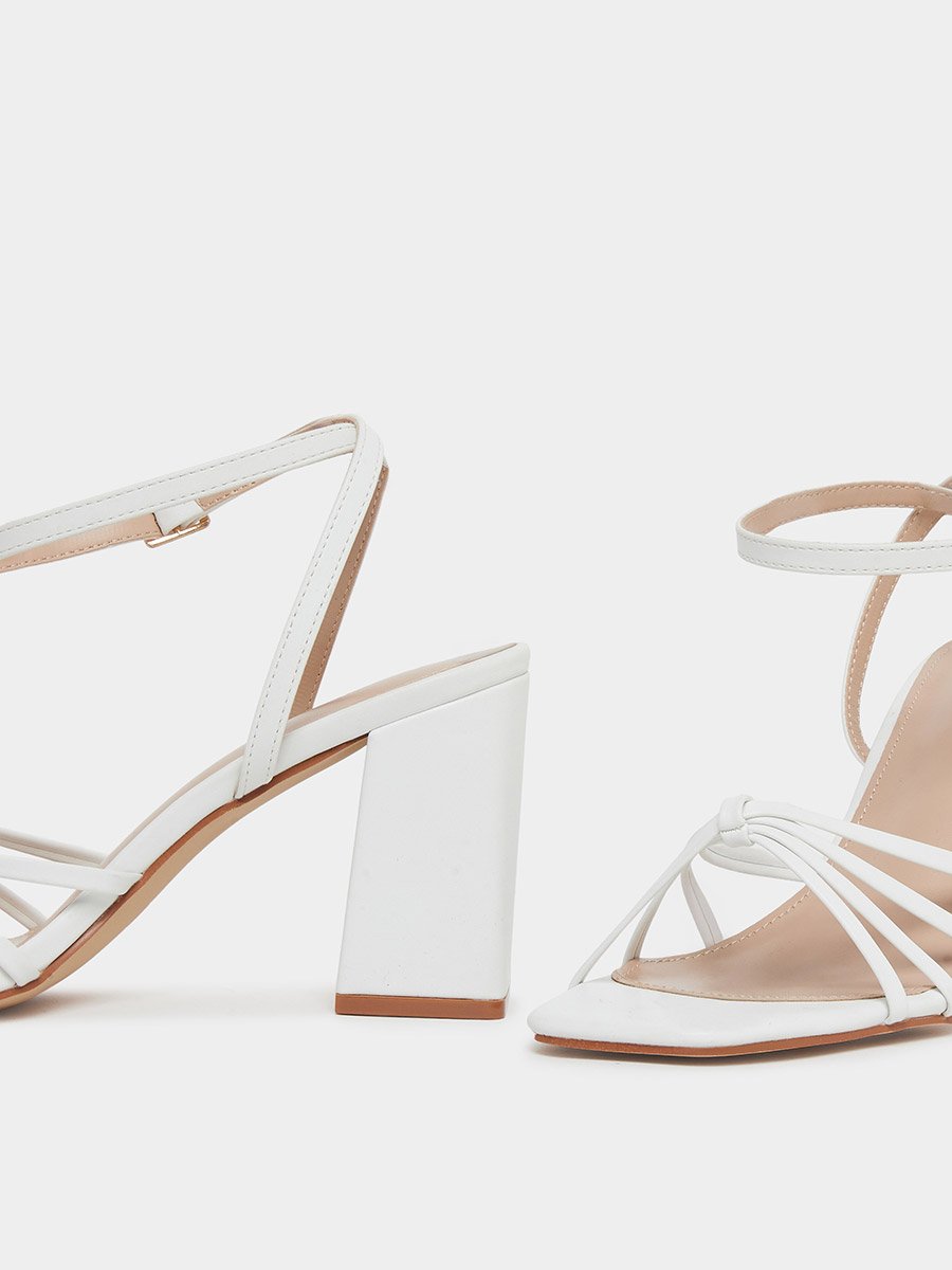 Iveyy Strappy Block Heeled Sandals