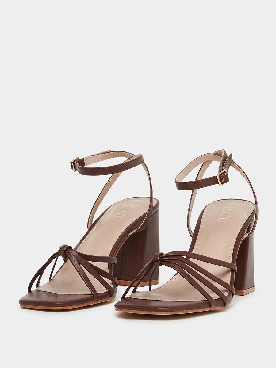 Iveyy Strappy Block Heeled Sandals