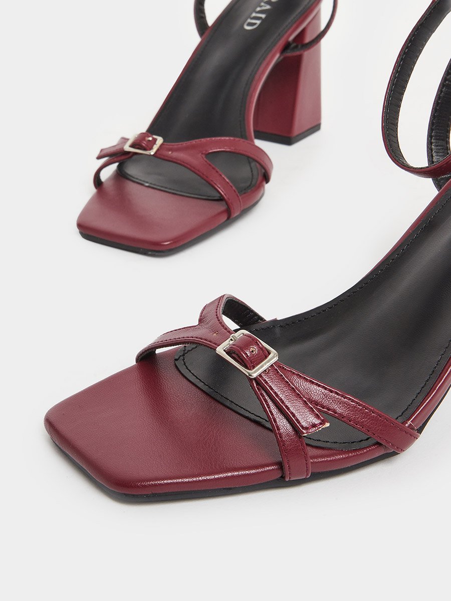 Ilaa Block Heel Sandals with Buckle Detail