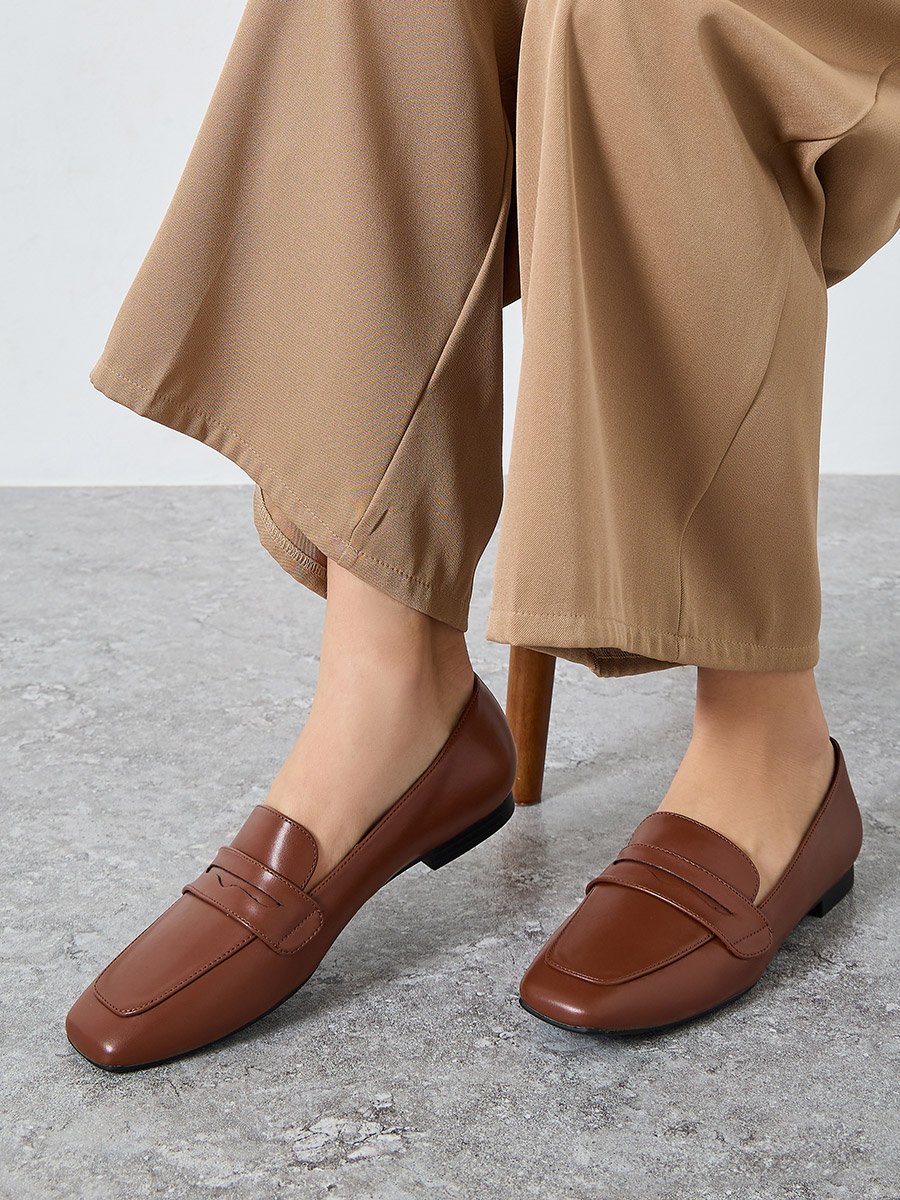 Levissa Square Toe Loafers