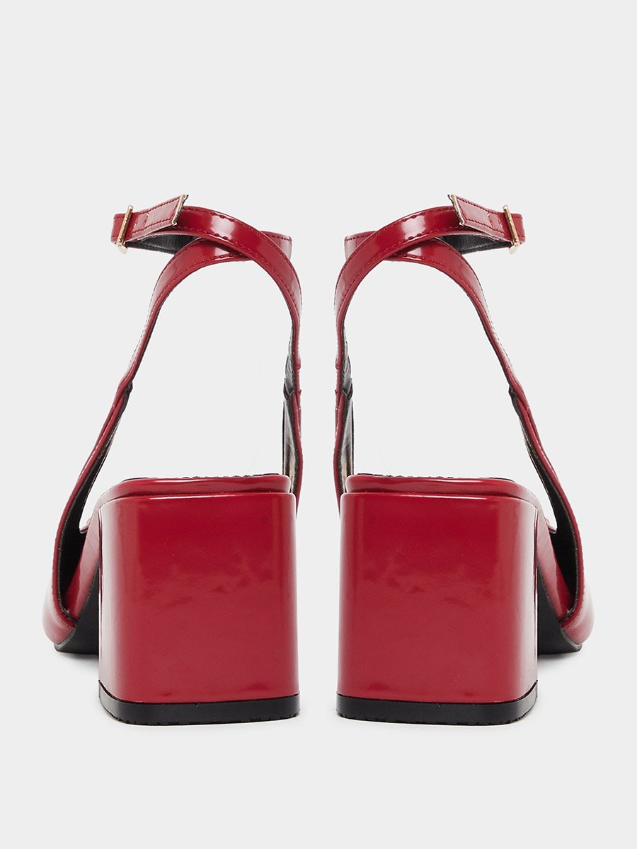 Aiza Block Heel Shoes with Chain Detail