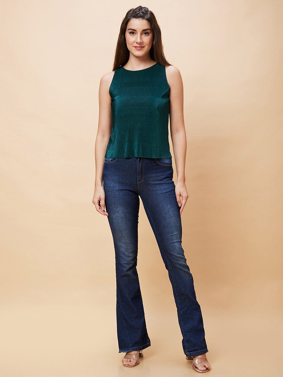 Textured Round Neck Sleeveless Top
