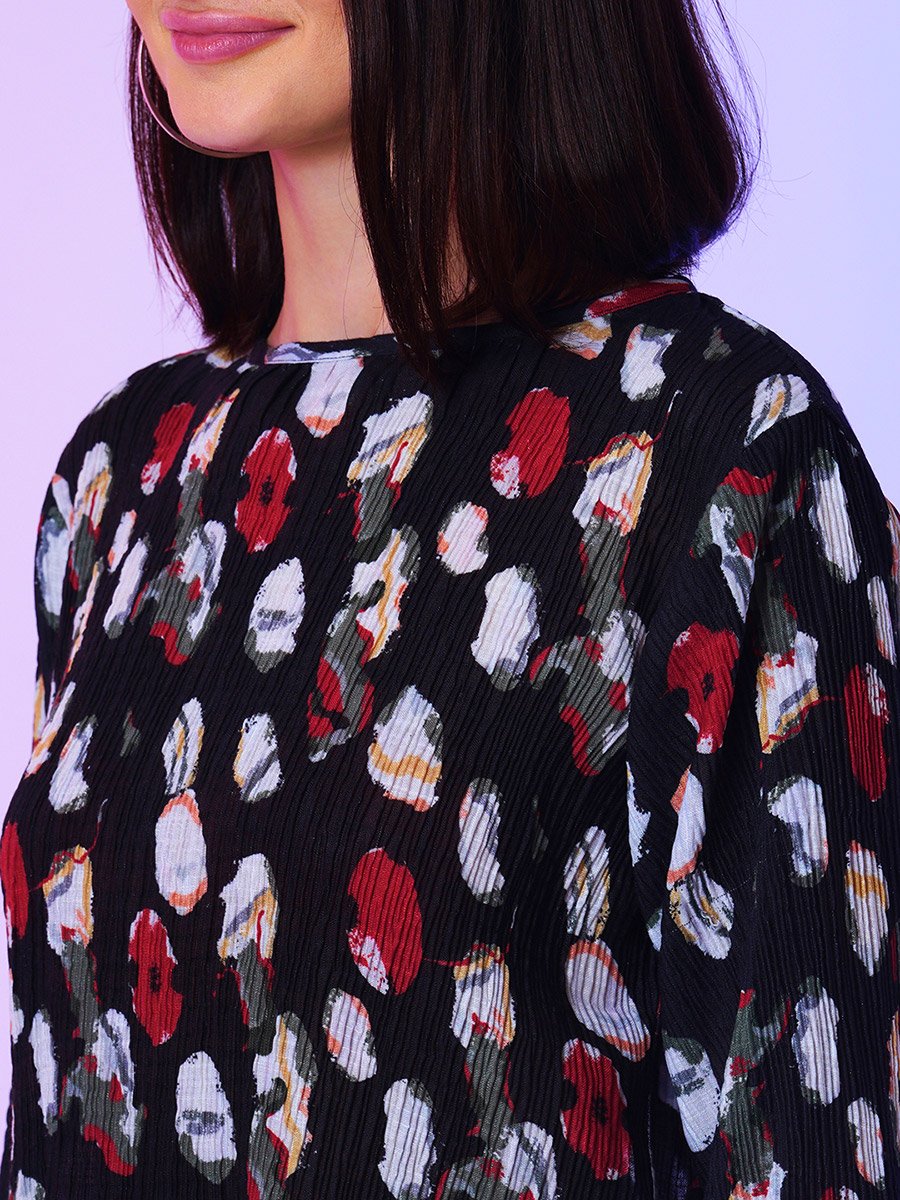 Printed Round Neck Long Sleeves Top