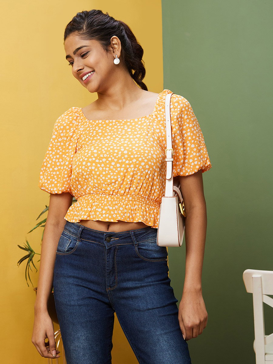 Floral Printed Square Neck Smocked Crop Top