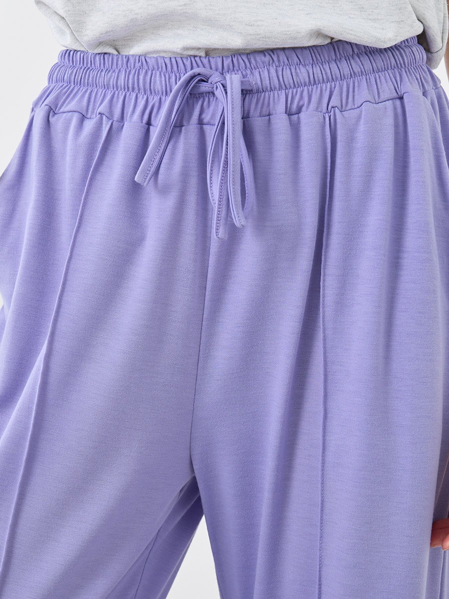 Women Purple Solid Drawstring Waist Straight Joggers