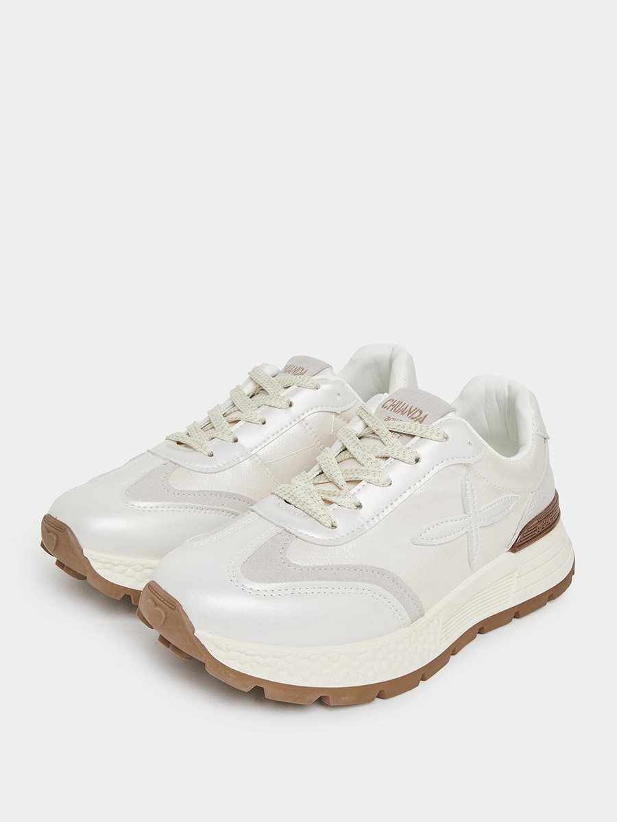 Classic Star Logo Lace Up Sneakers 