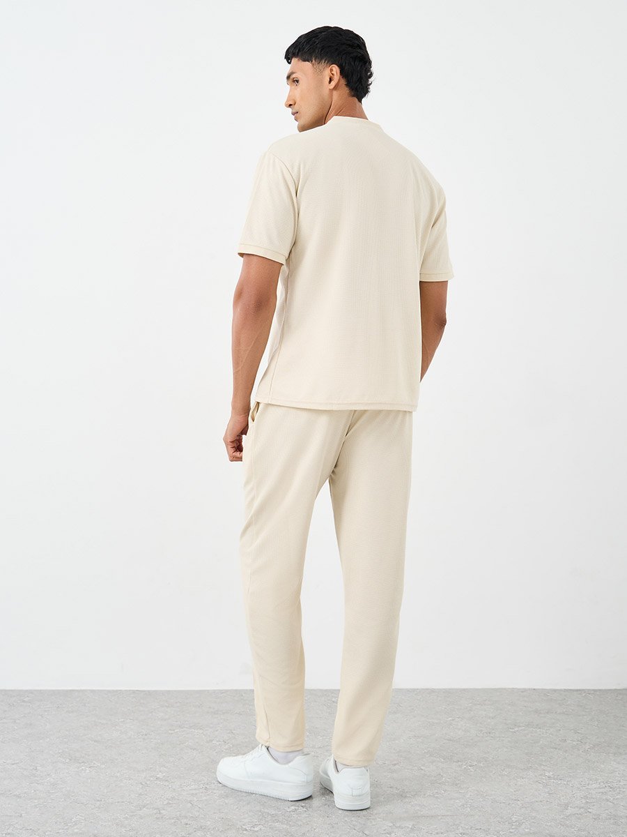 Men Solid Regular Fit T-Shirt and Joggers Co-ords