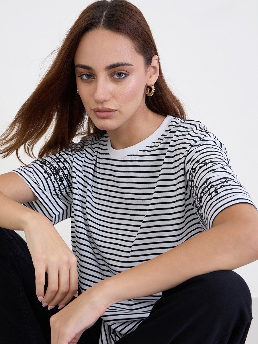 Striped Embroidered Sleeve Oversized 100% Cotton T-Shirt