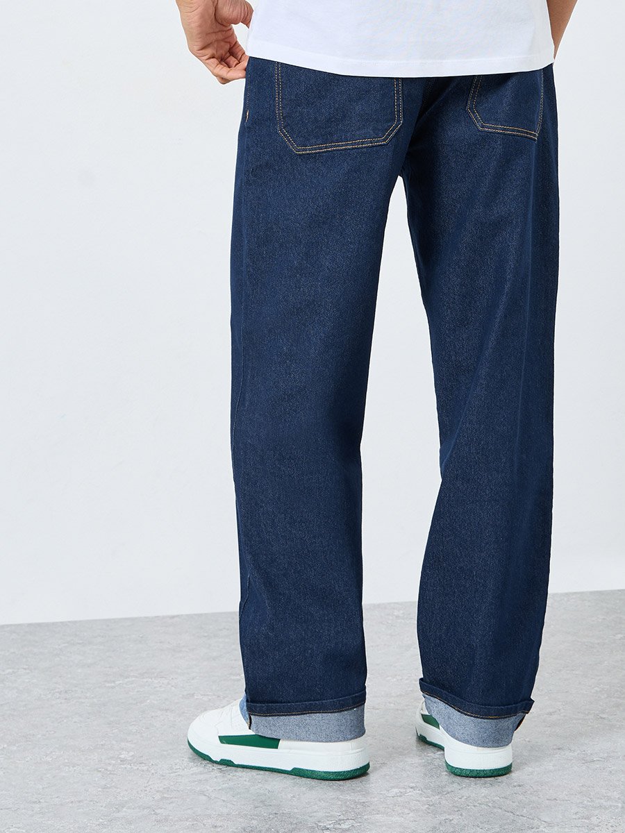Oversized Fit Dark Wash Clean Look Jeans