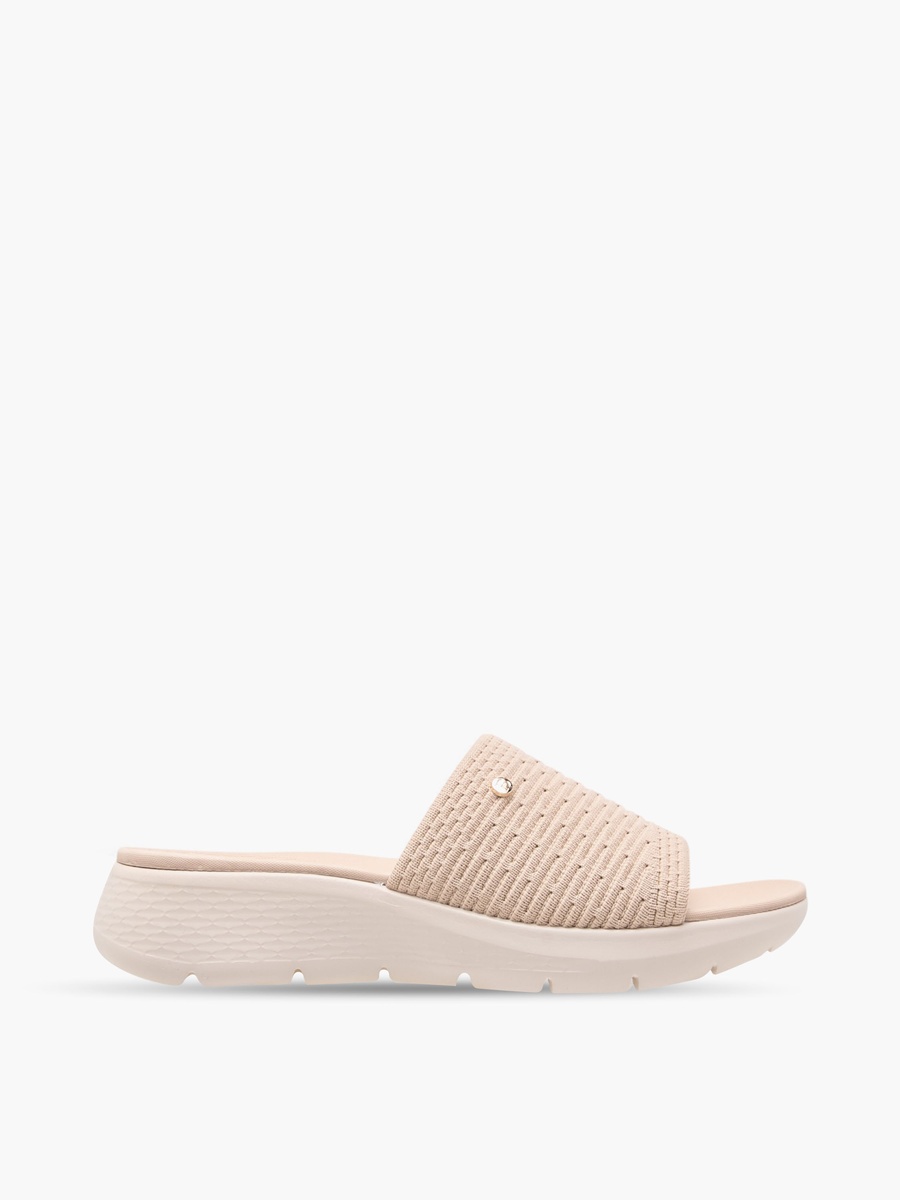 Floral Bella Textured Slip-On Sandals