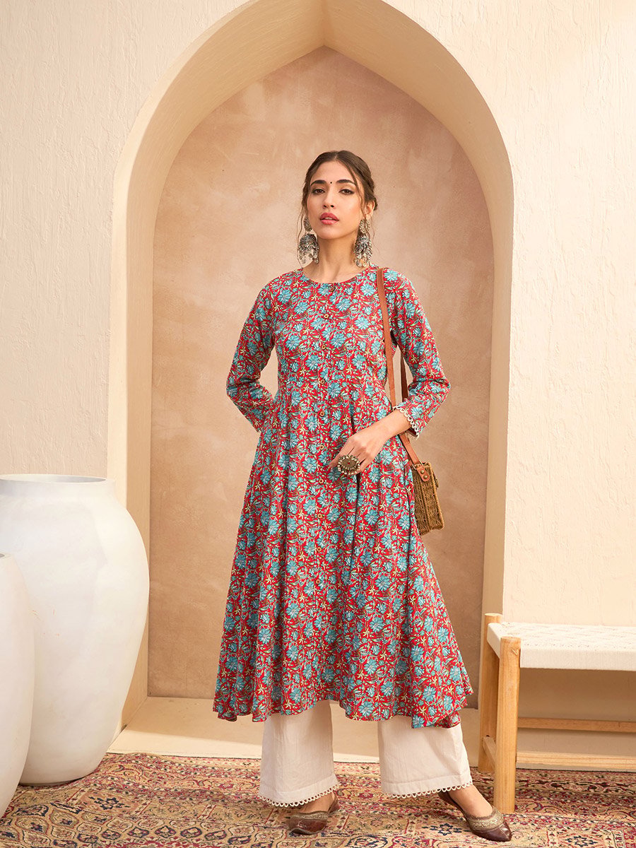 Red Floral Buttoned Pocket Kurta
