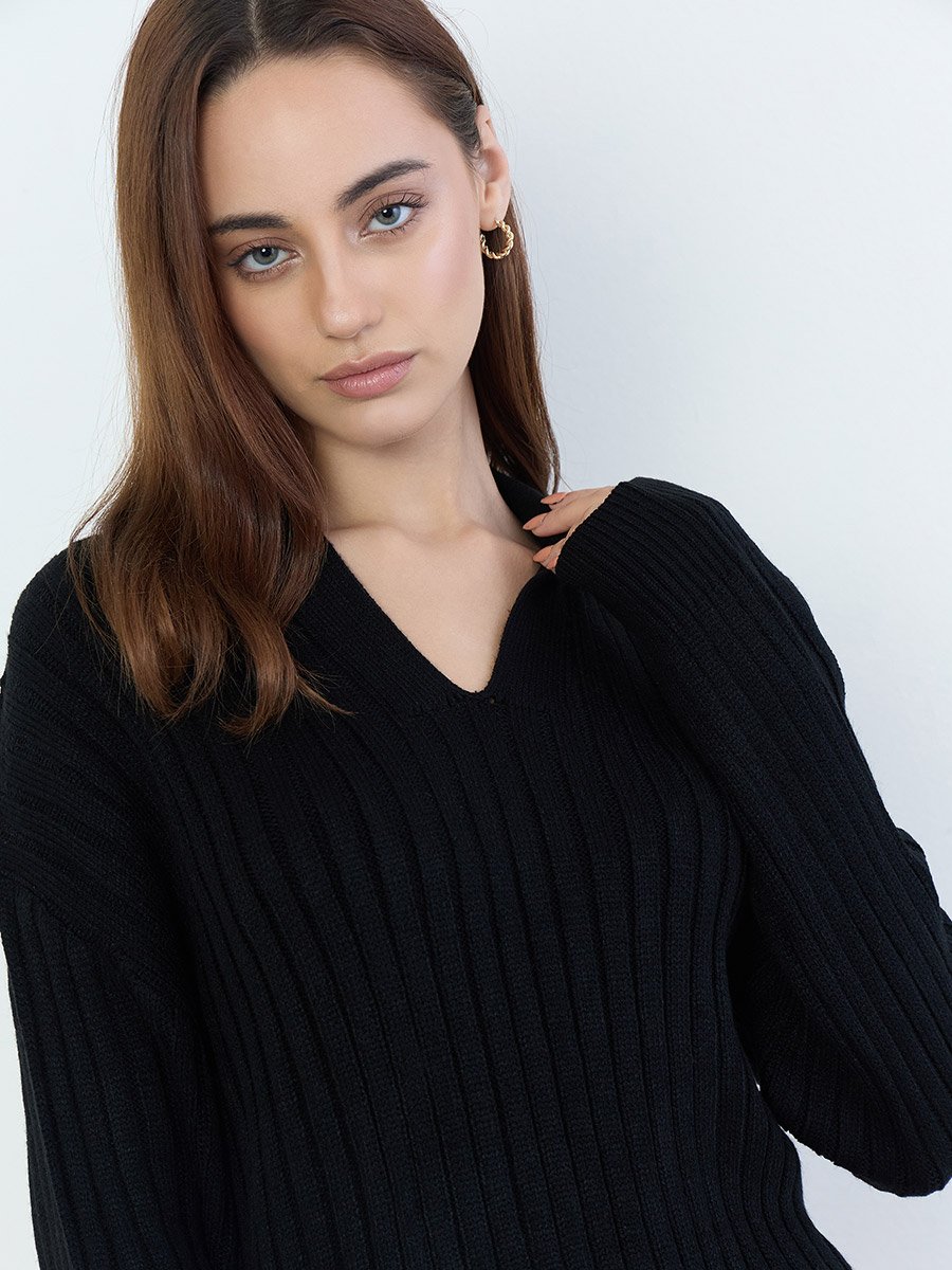 Women Black Ribbed V-Neck Sweater