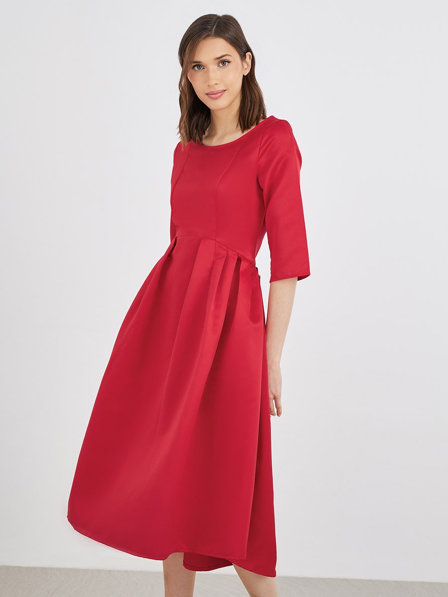 Solid Round Neck Pleated Detail Midi Dress