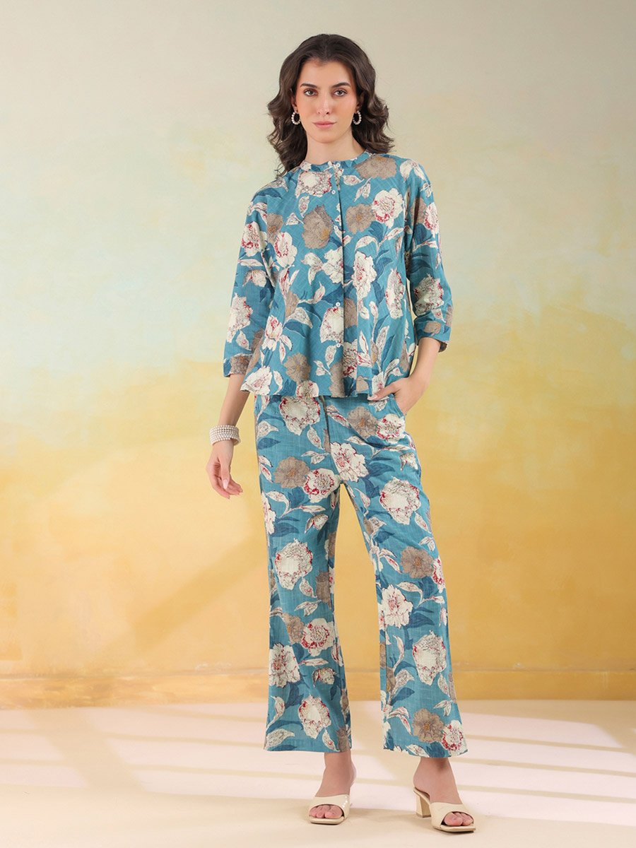 Women Blue Color Mandarin Collar Printed Top and Trousers Co-Ords