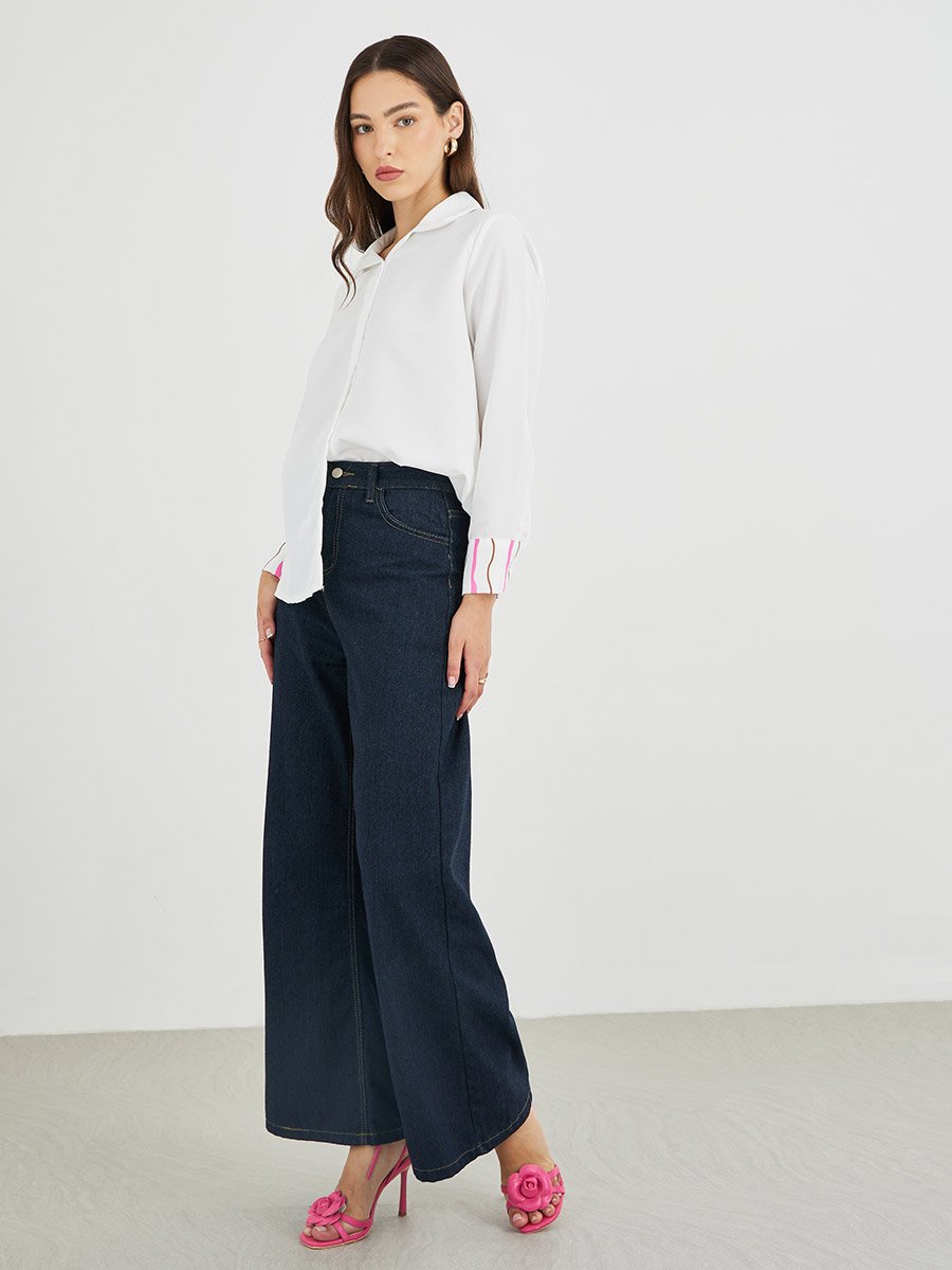 Solid Buttoned Spread Collar Shirt