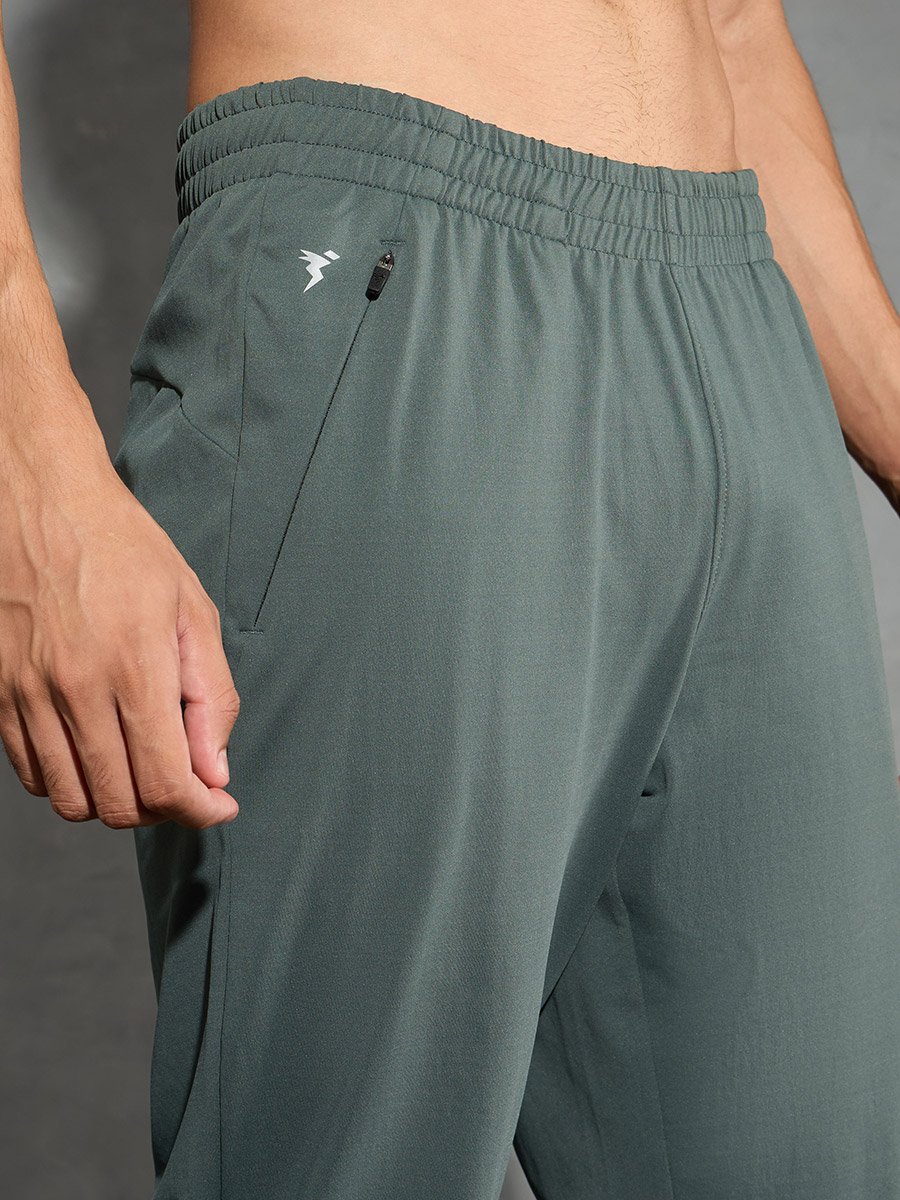 Men Solid Relaxed Fit Trackpants