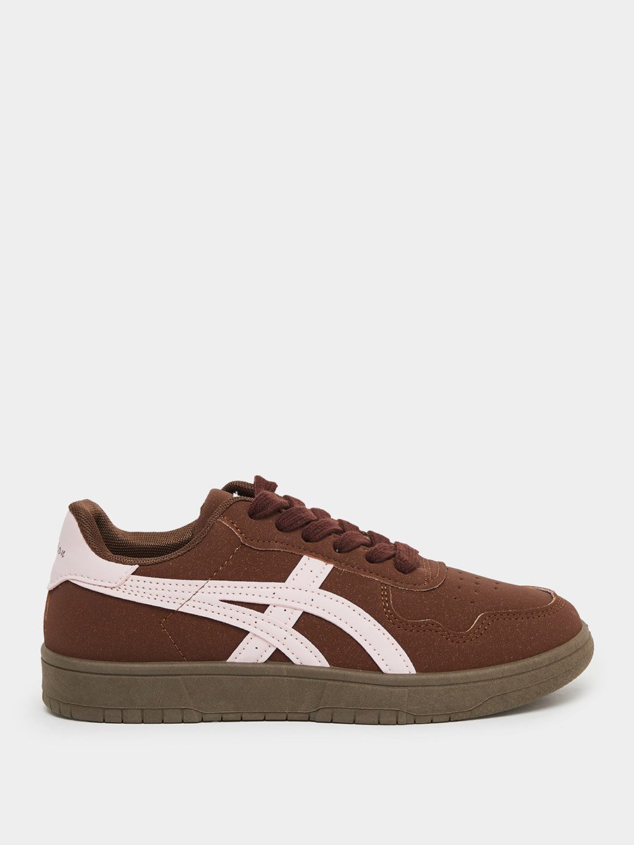 Contrasted Side Line Lace Up Sneakers