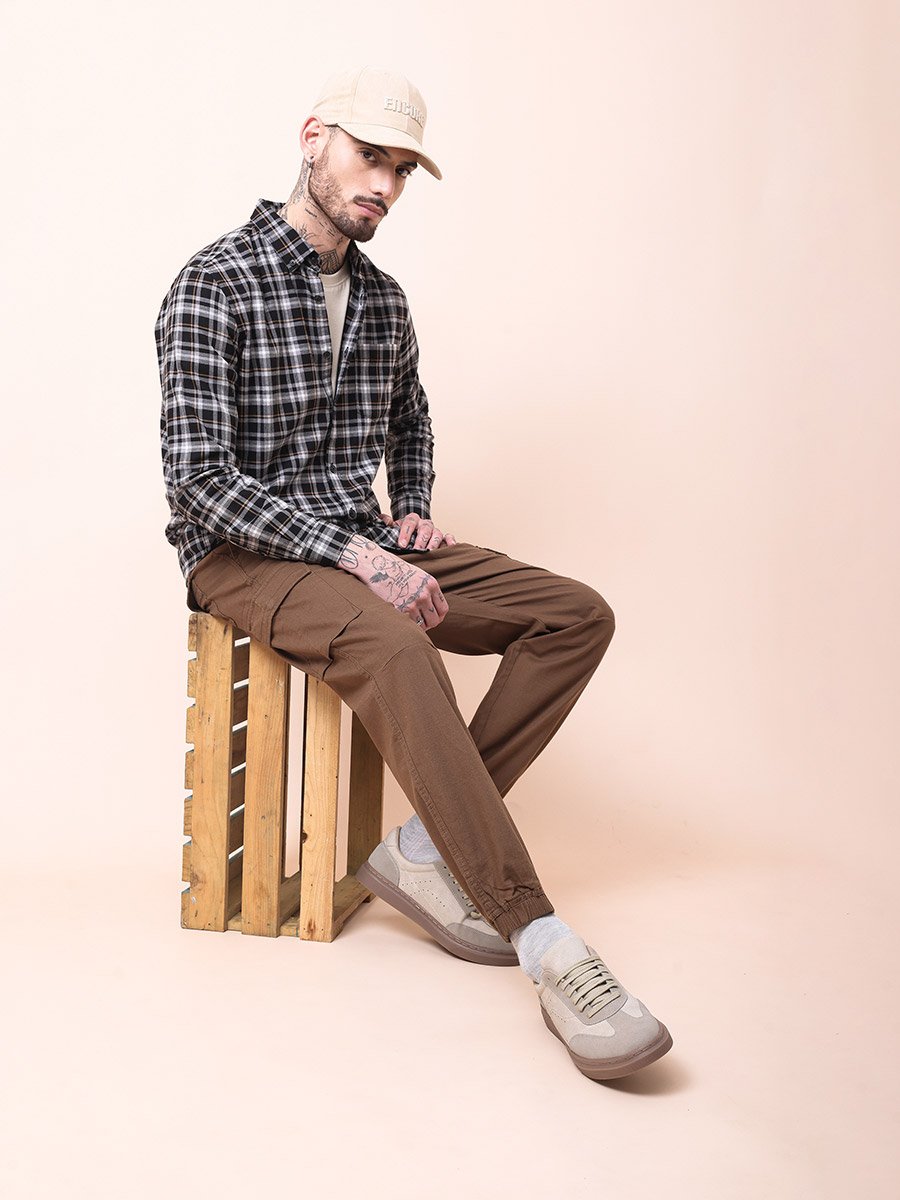 Men Brown Solid Cargo Joggers