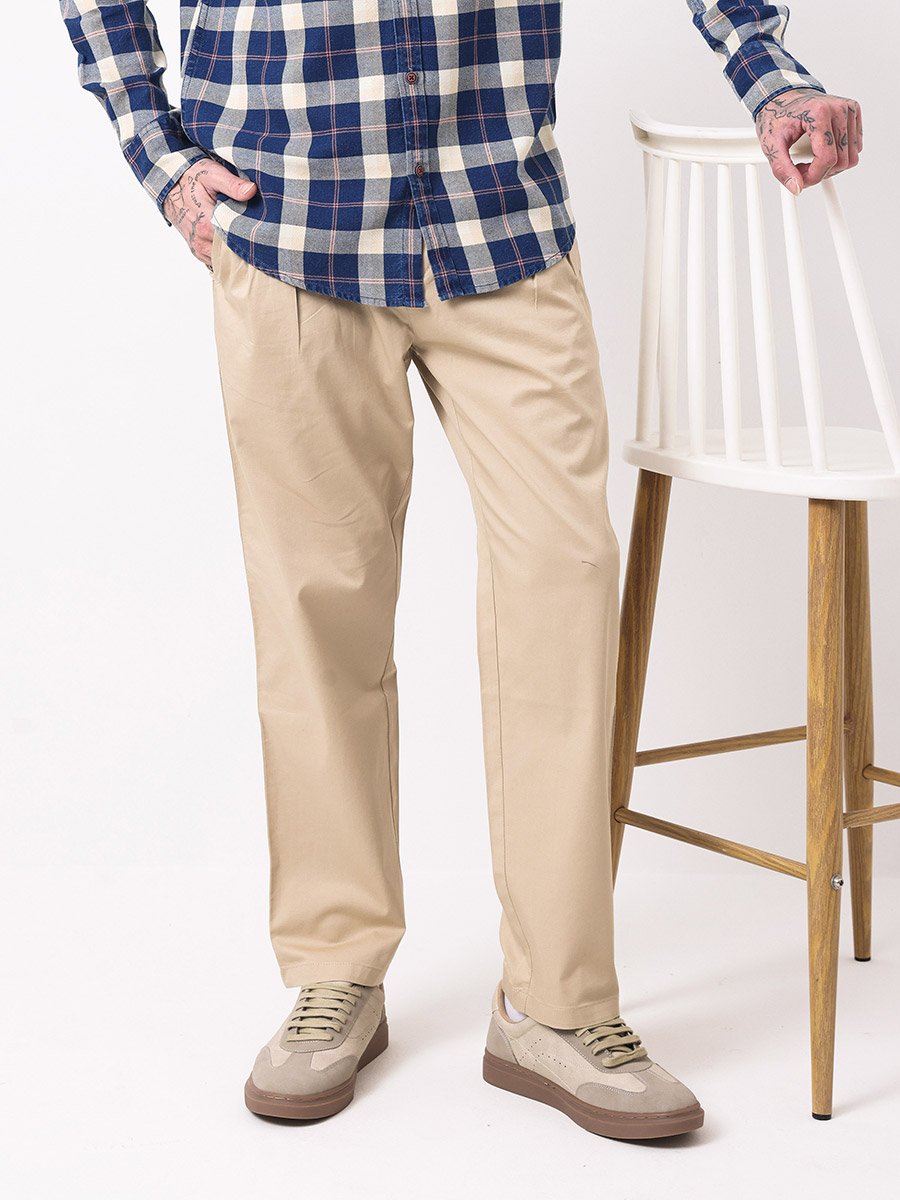Men Double-Pleated Straight Fit Trousers For Men at UAE | Styli