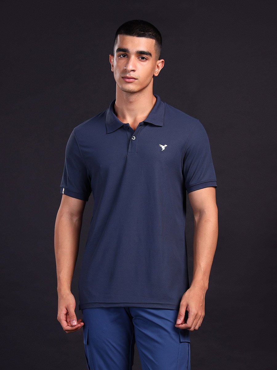 Men Solid Slim Fit Polo