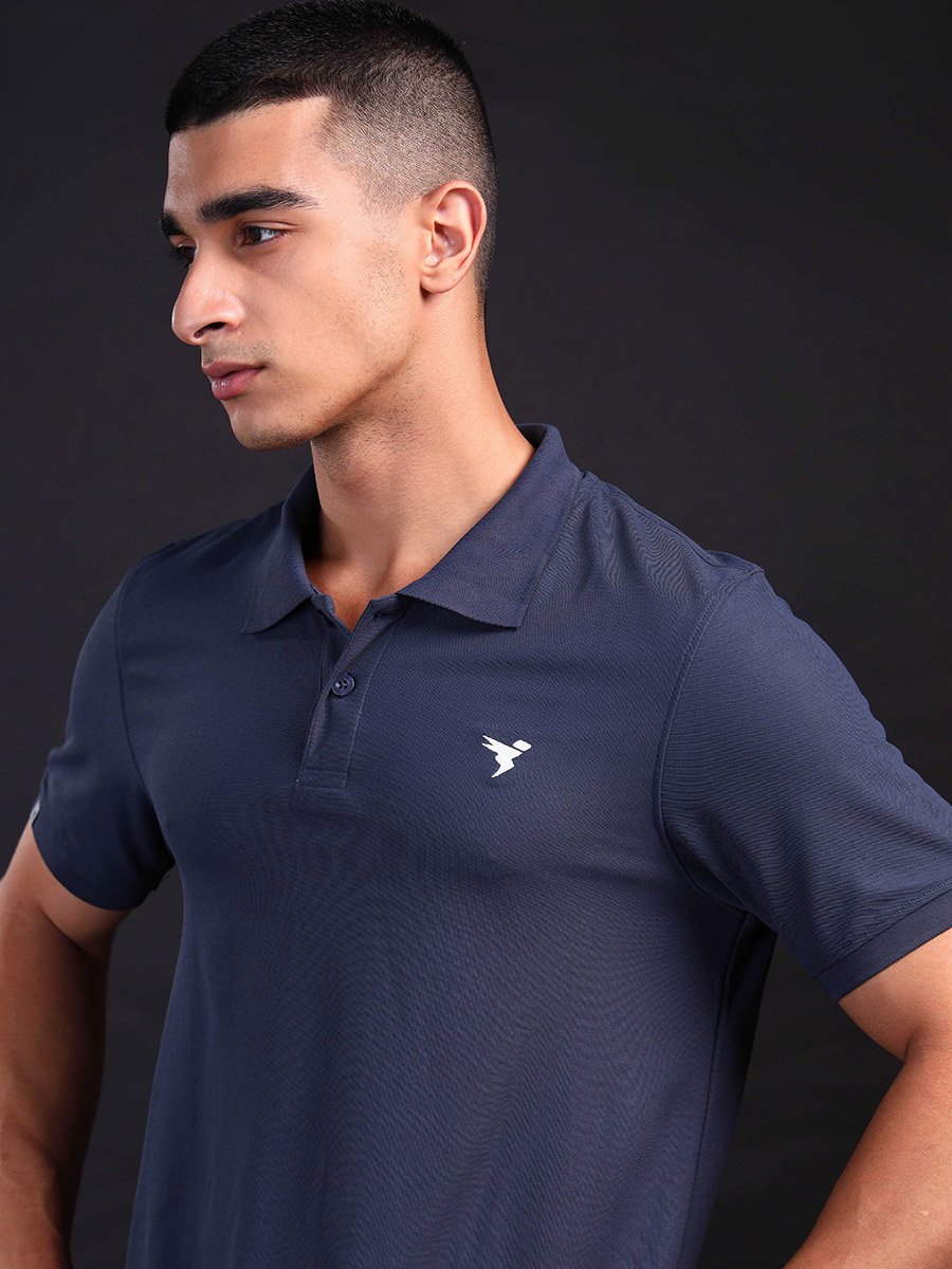 Men Solid Slim Fit Polo
