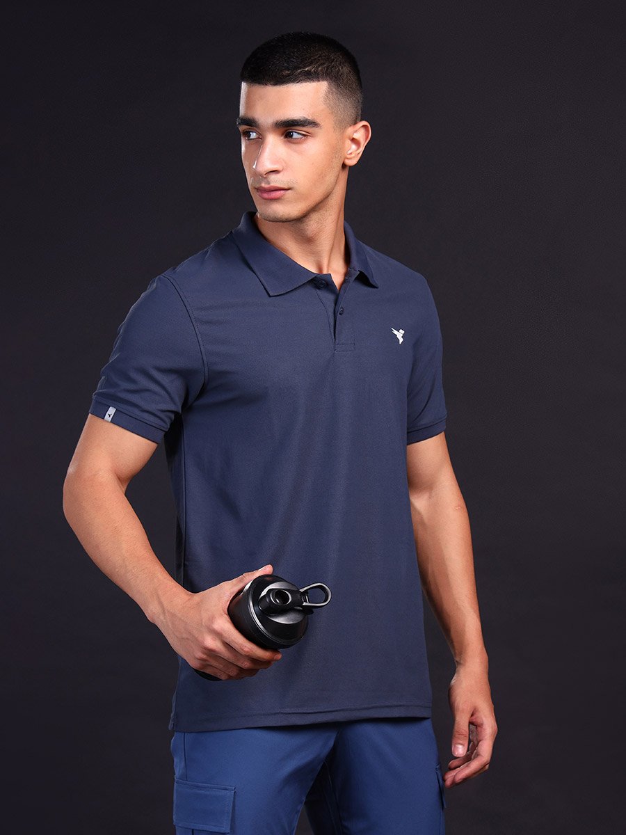 Men Solid Slim Fit Polo