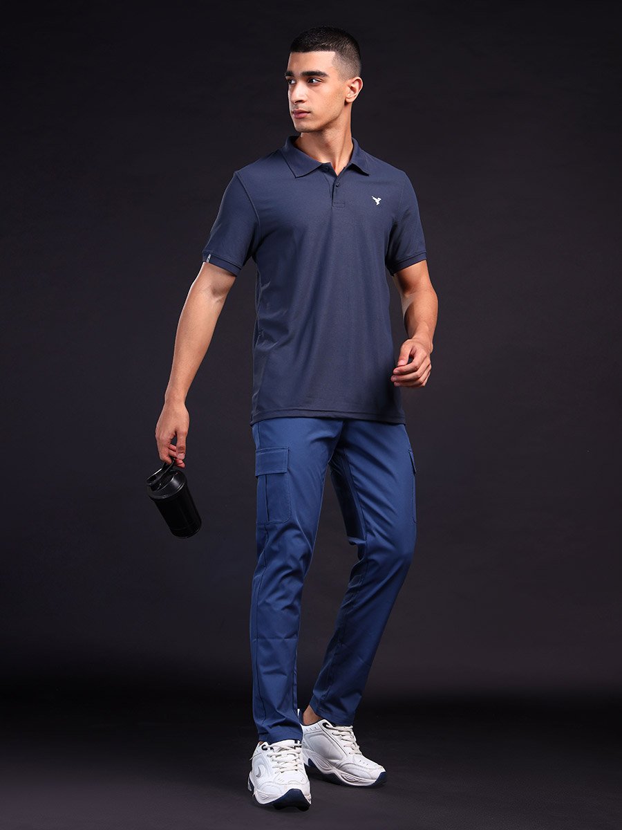 Men Solid Slim Fit Polo