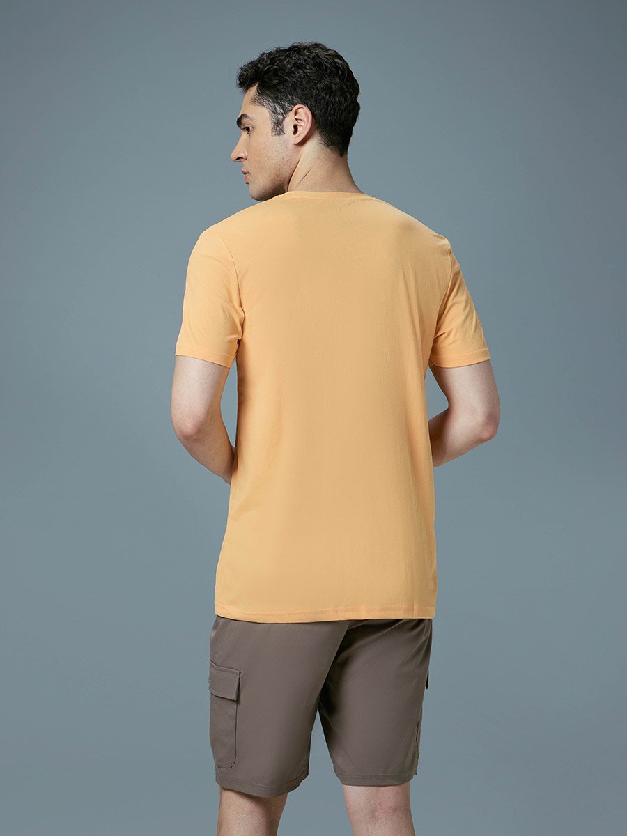 Printed 4-Way Stretch Crew Neck T-Shirt