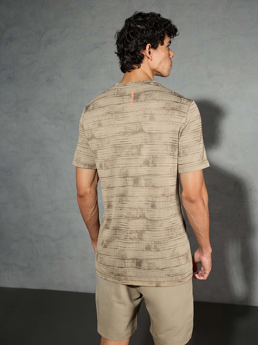 Men Jacquard Slim Fit Crew Neck T-Shirt