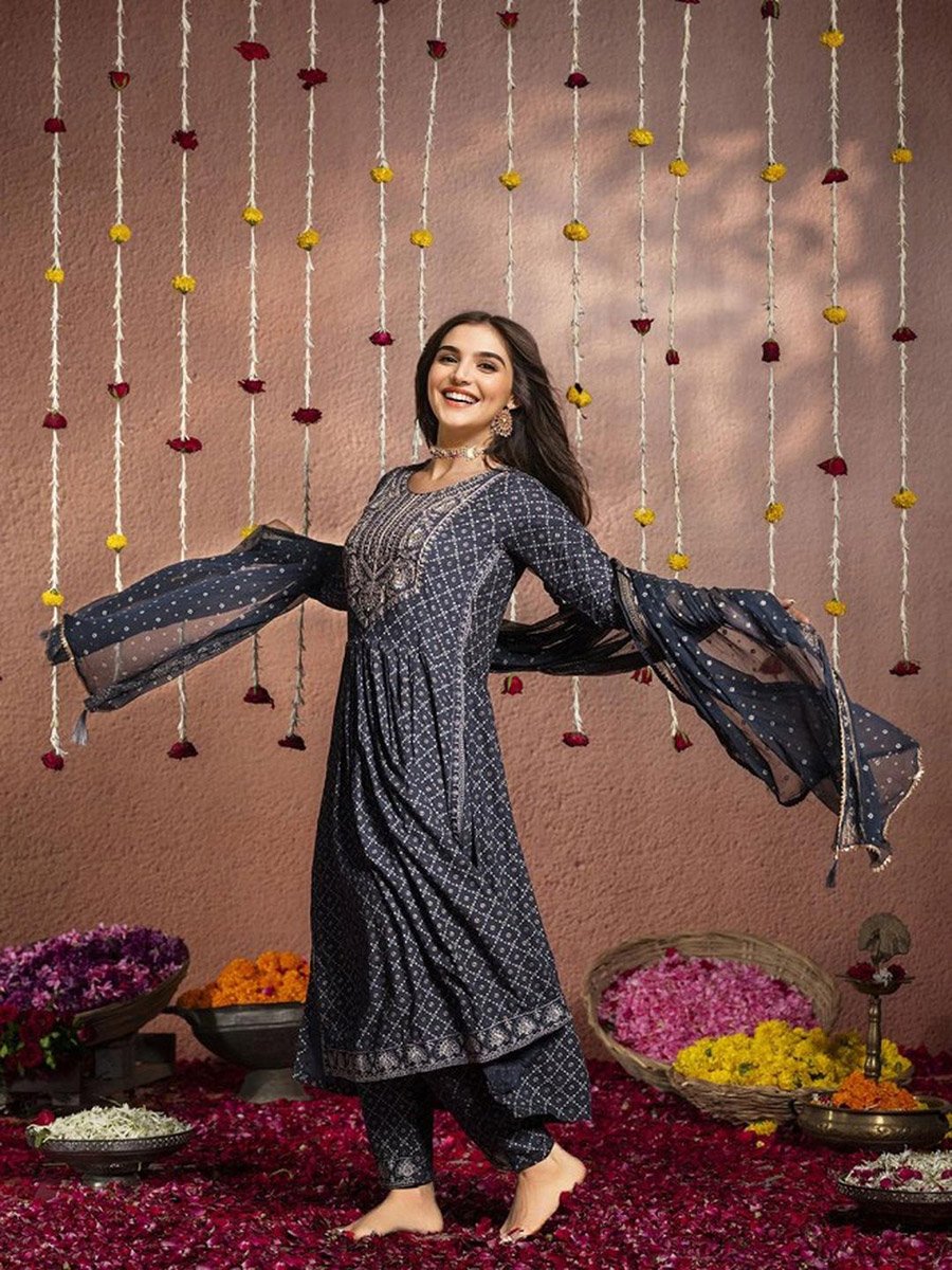Floral Print Viscose Kurta and Trousers and Dupatta Set