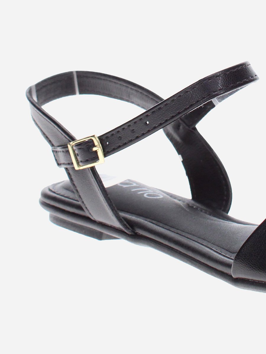 Solid Flat Sandals