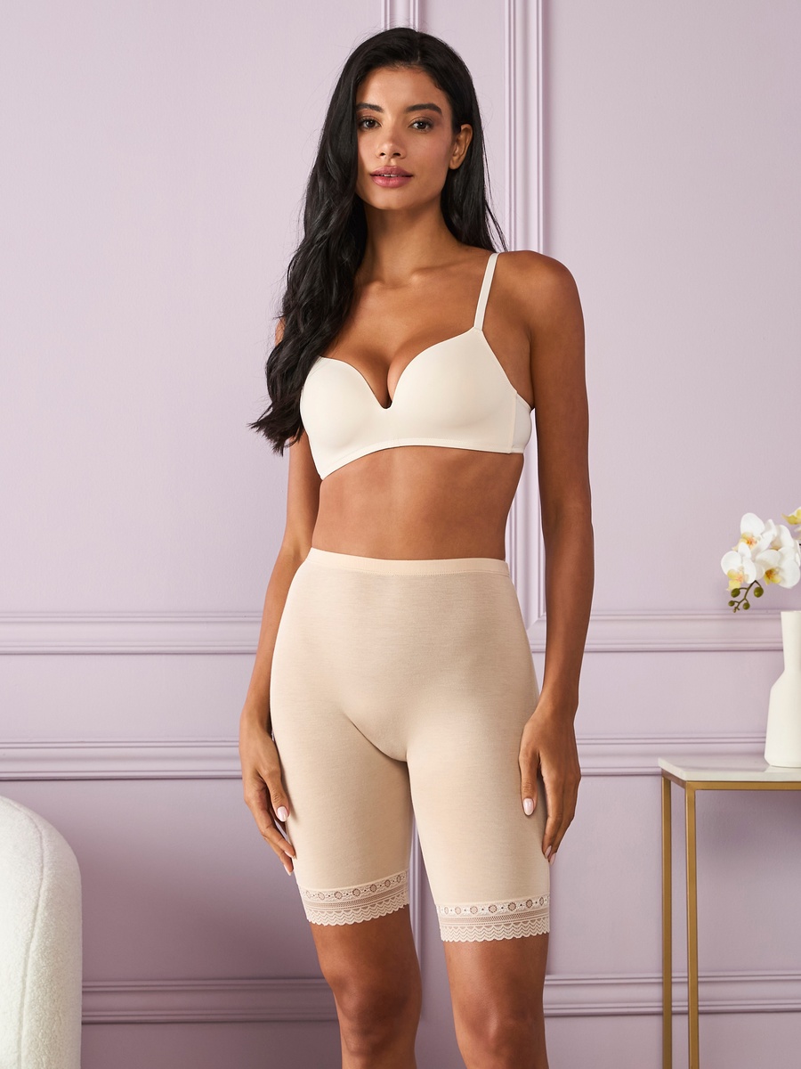 Lace Detail Short Leggings