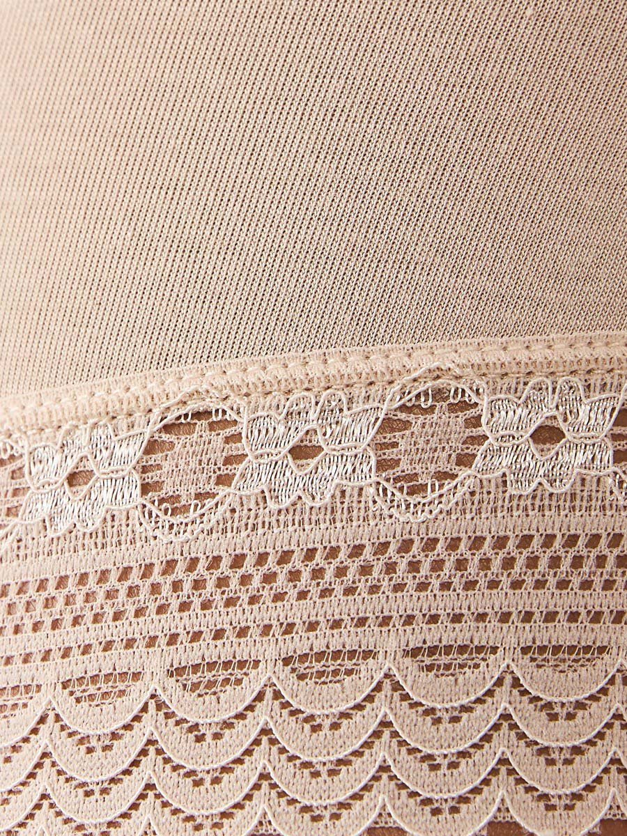 Lace Detail Short Leggings