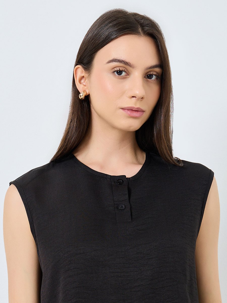 Solid Sleeveless Buttoned Top and Skirts Set