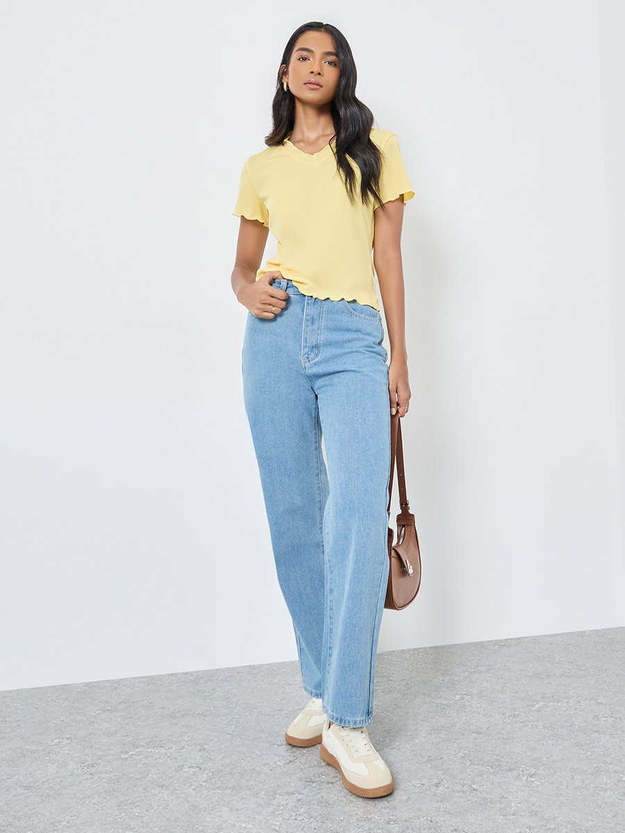 Solid Mid Rise Wide Leg Jeans