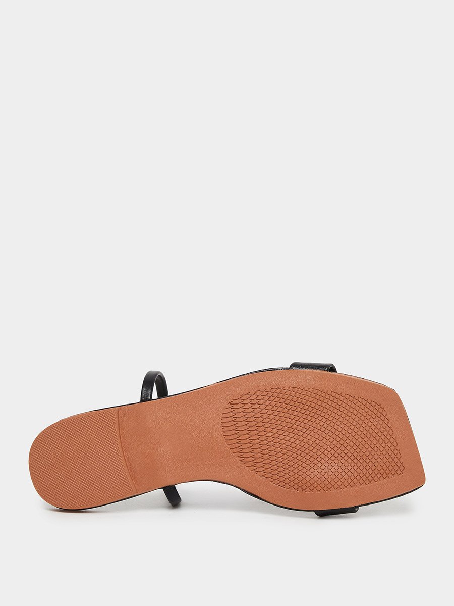 Women Black Flat Sandals