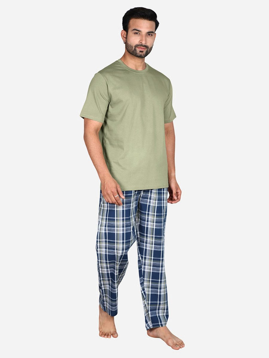 Solid Short Sleeve T-Shirt and Checked Pyjama Set