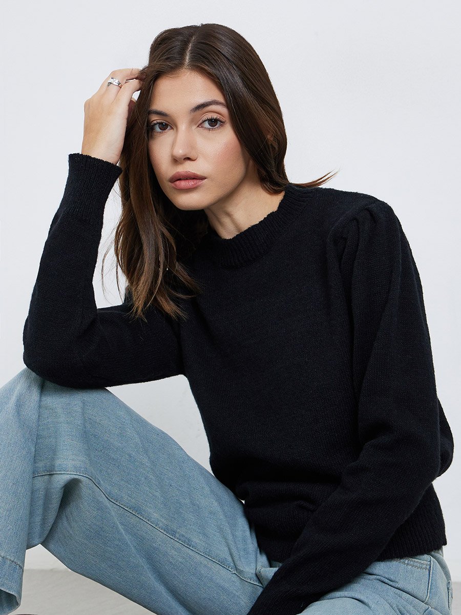 Black Solid Puff Sleeve Knit Top