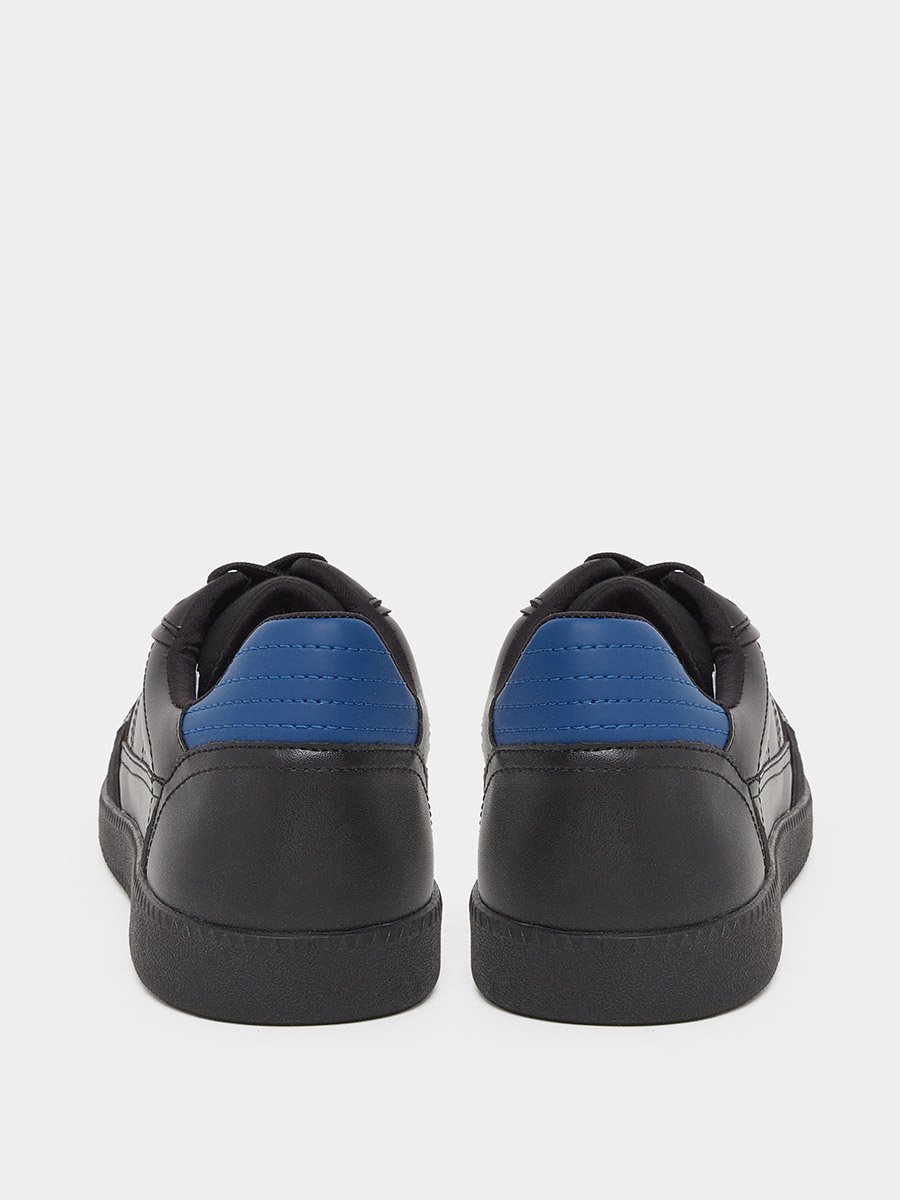 Men Black Cut and Sew Panel Sneakers