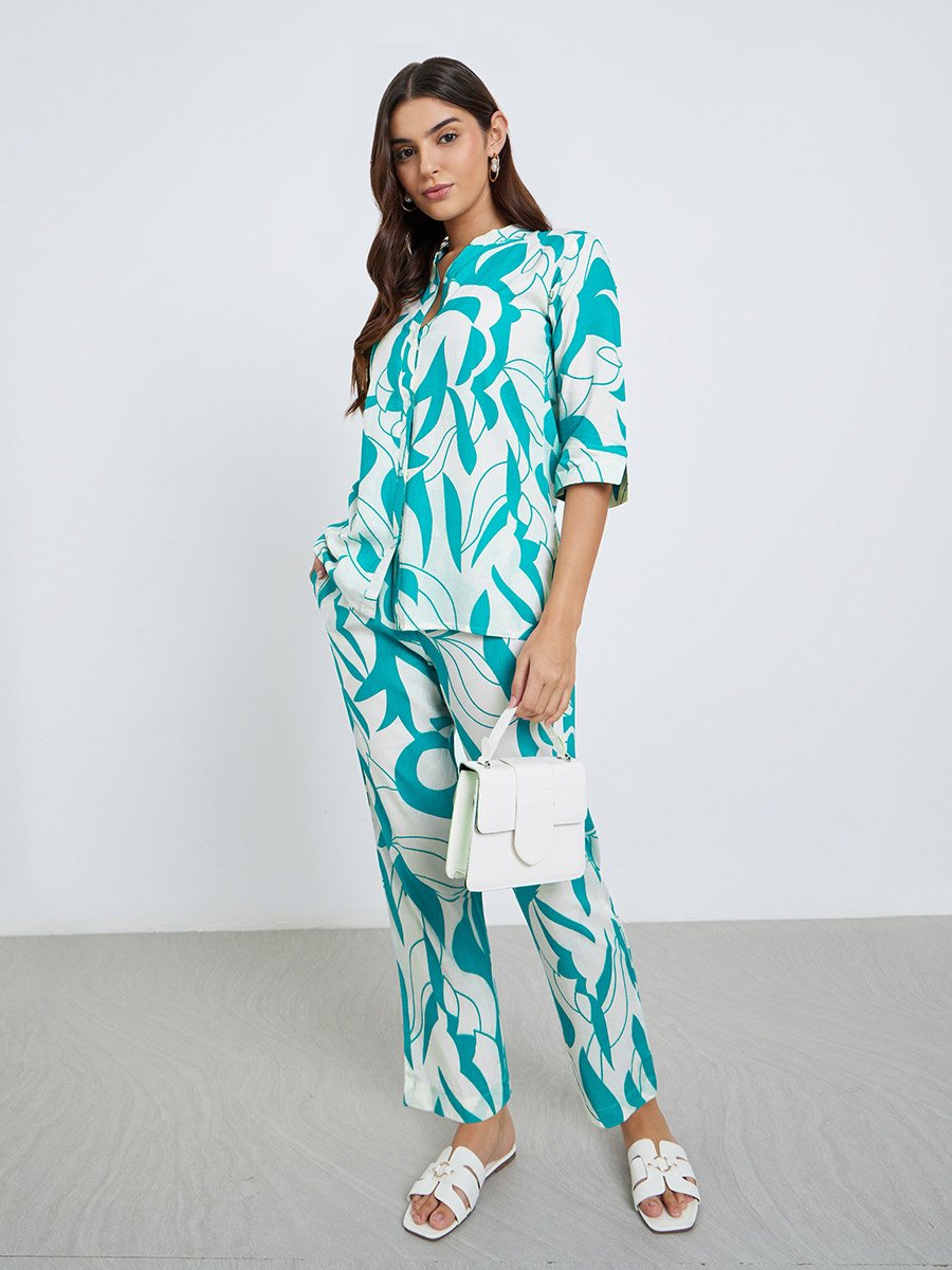 Women Abstract Print Top and Pants Co-Ords