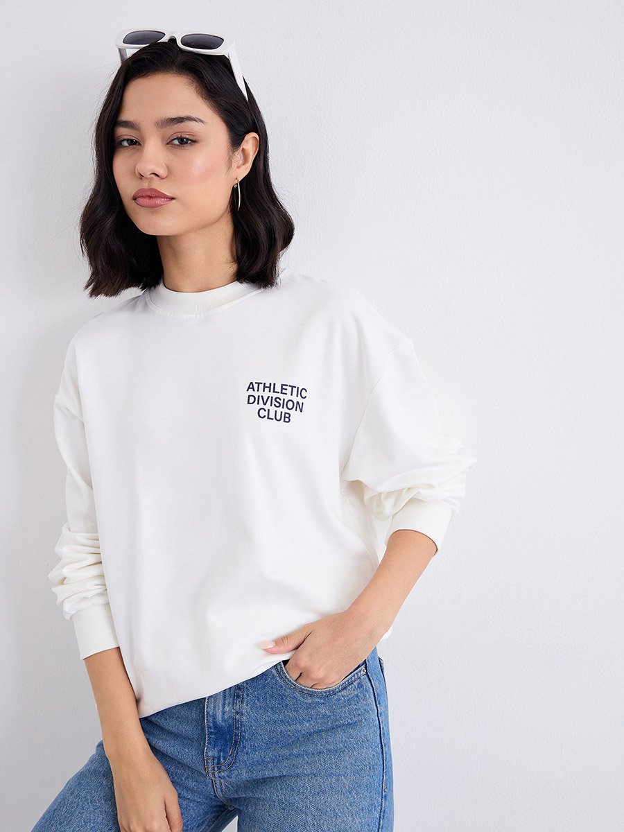 Women Off White Regular Fit Longline Sweatshirt with Slogan Print 