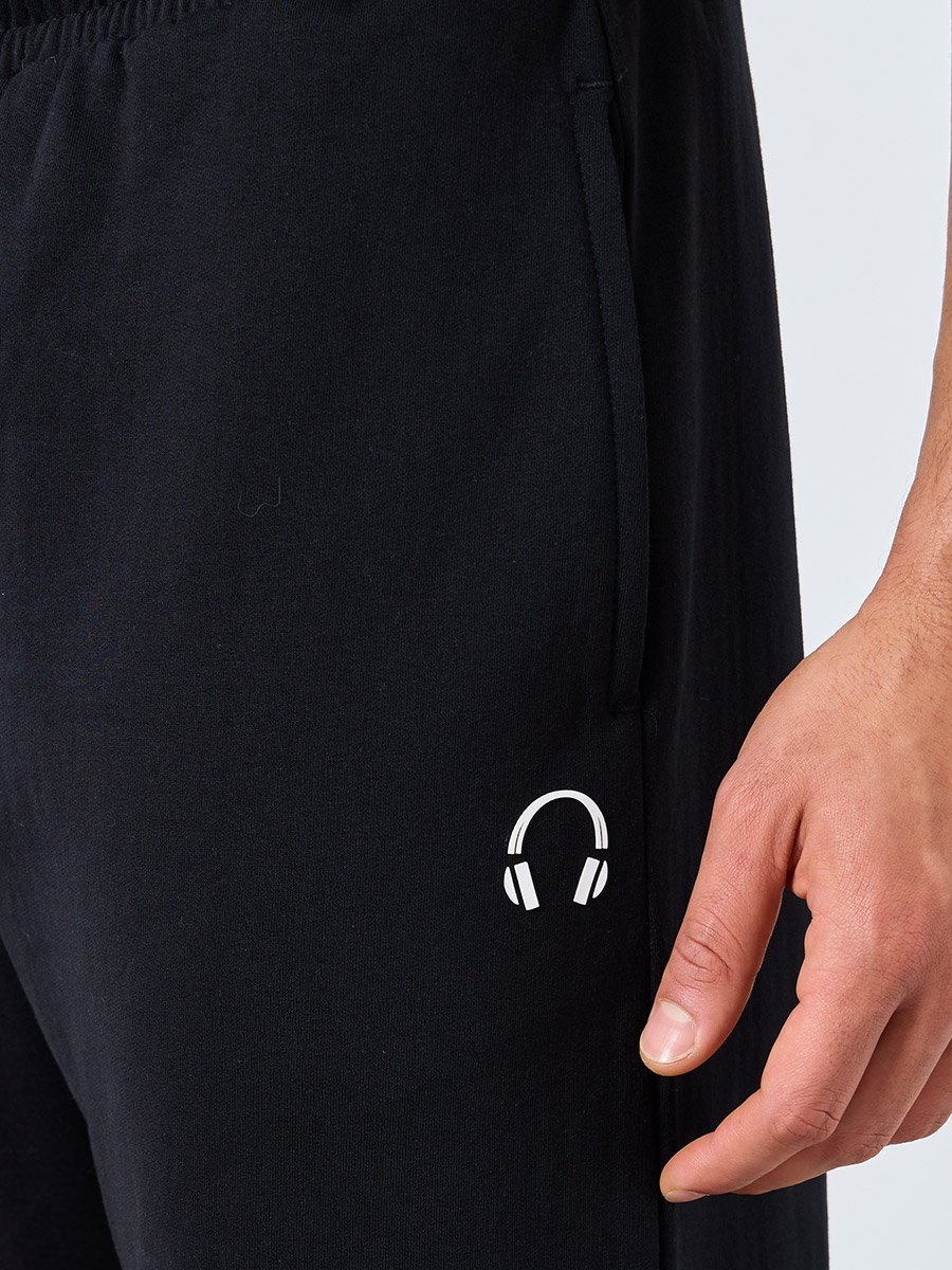 Men Black Oversized Joggers with Drawstring
