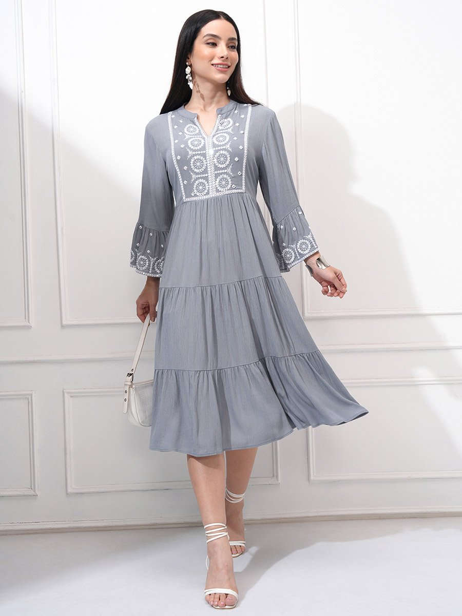 Women Embroidered Long Sleeves A-Line Midi Dress