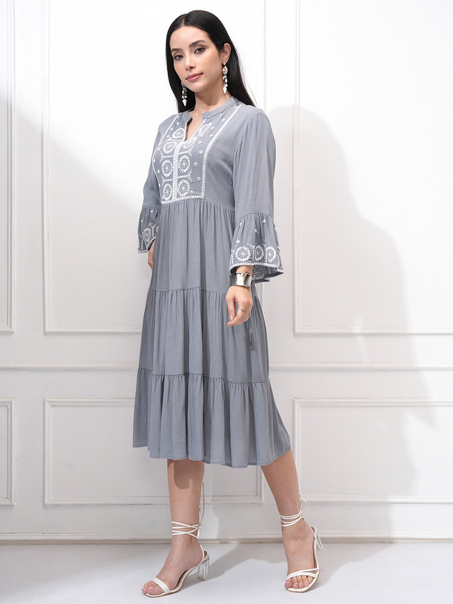 Women Embroidered Long Sleeves A-Line Midi Dress