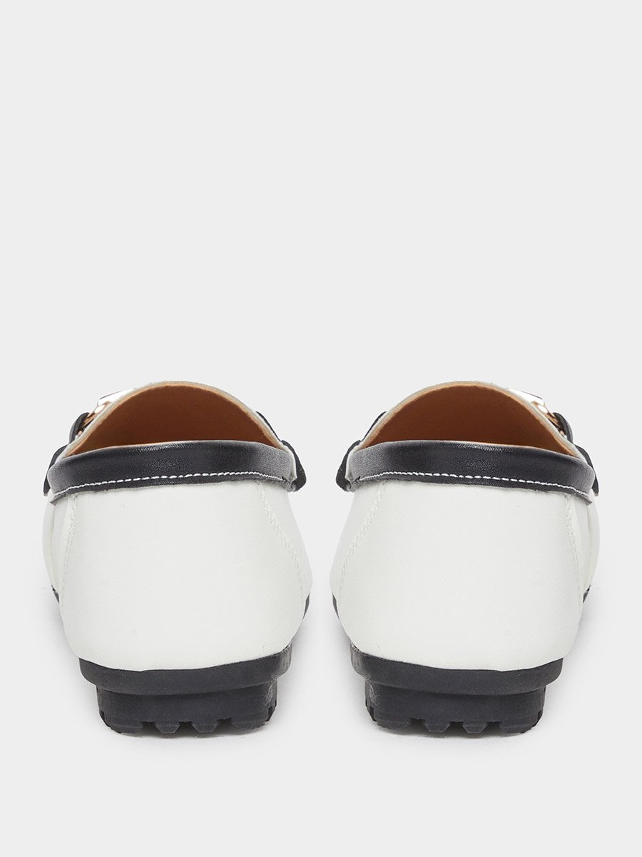 Casual Loafer with Metal Accent