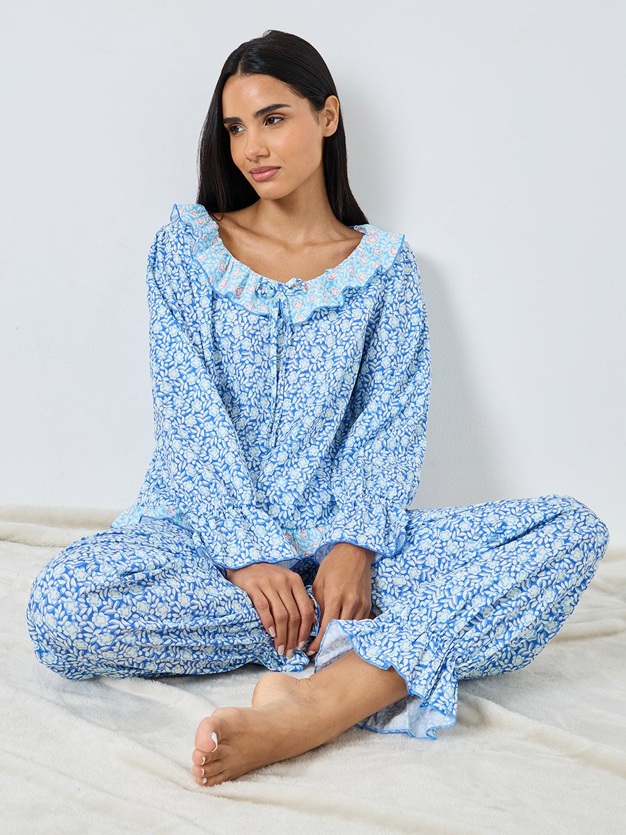 Contrast Floral Ruffle Hem Neck Top and Cuffed Pyjama Set For Women at ...