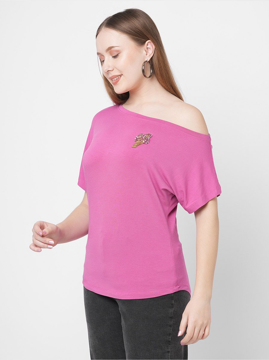 Women Pink Embellished Detail One Side Off-Shoulder T-Shirt